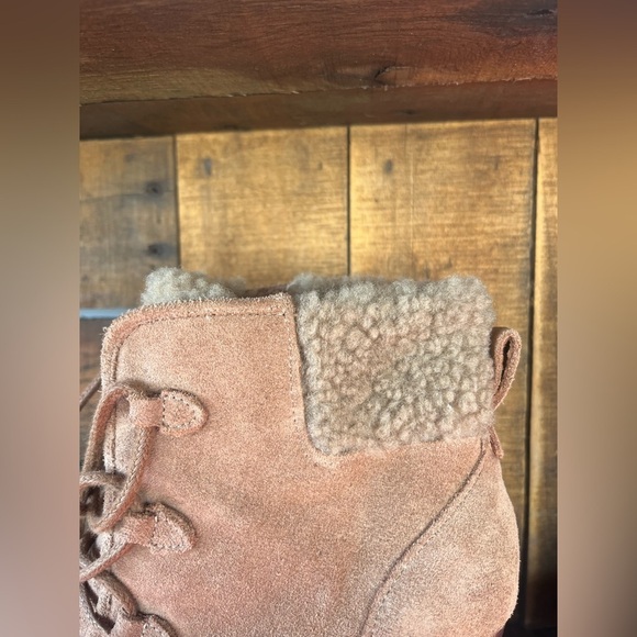 Ugg Boots - Picture 4 of 5